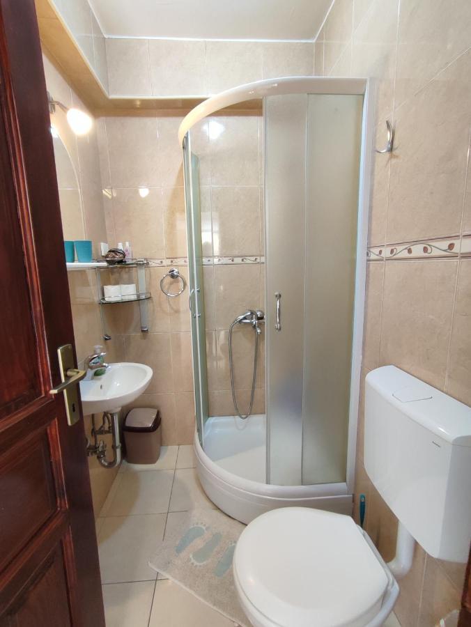 Studio Apartman Radimir Kotor Exteriör bild